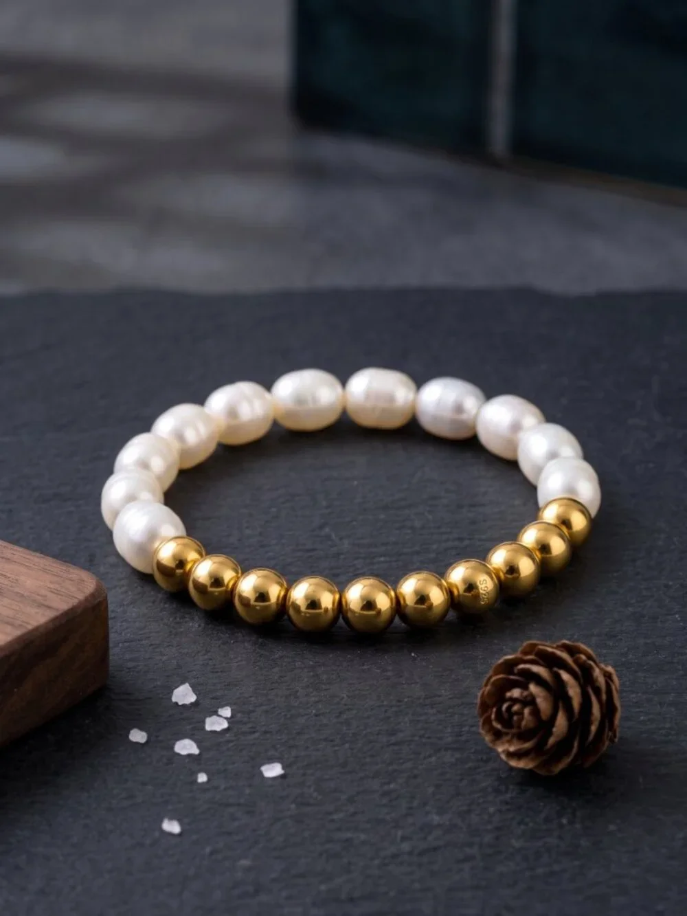 Freshwater Pearl Gold Bead Stretch Bracelet Stackable Old Money Boho Chic 6.3